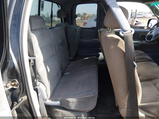 Toyota Tundra Sr5 V8