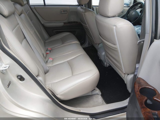 Toyota Highlander V6