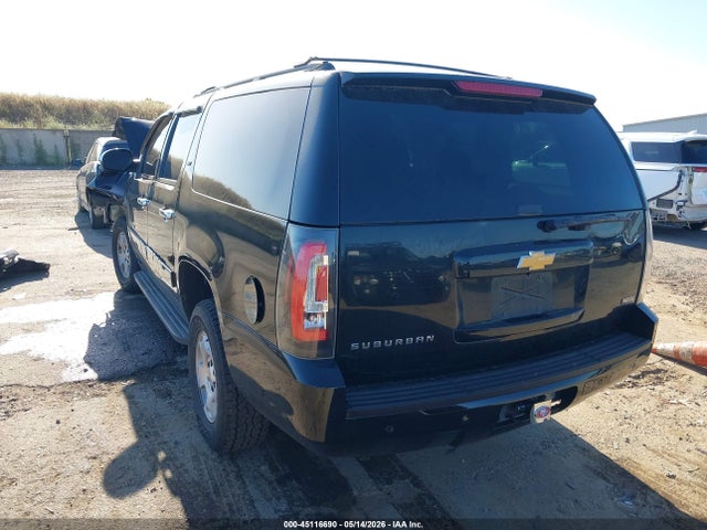 Chevrolet Suburban 1500 Lt