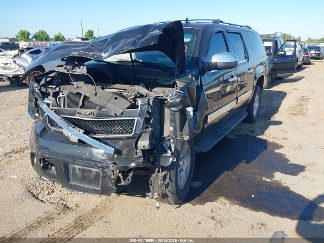 Chevrolet Suburban 1500 Lt
