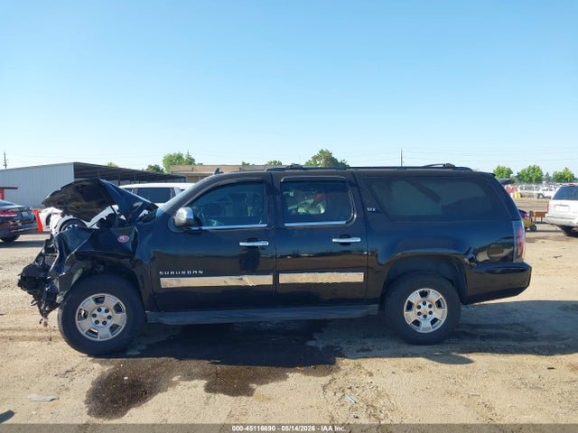 Chevrolet Suburban 1500 Lt