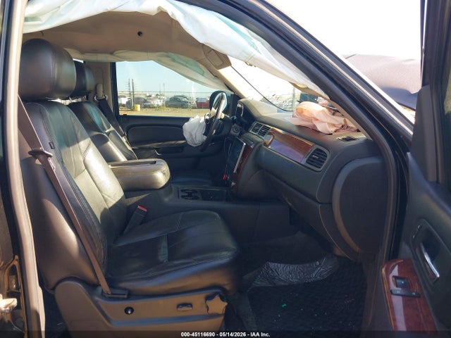 Chevrolet Suburban 1500 Lt