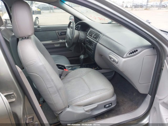 Ford Taurus Sel