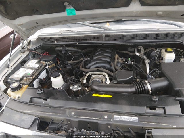 Nissan Titan Sv