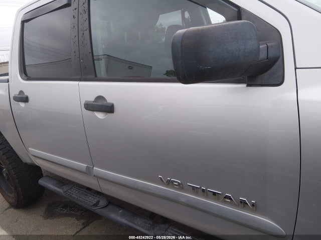 Nissan Titan Sv