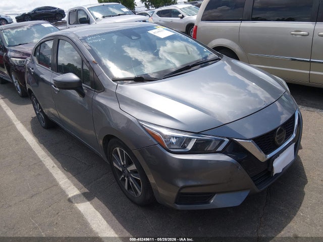 Salvage Nissan Versa Image