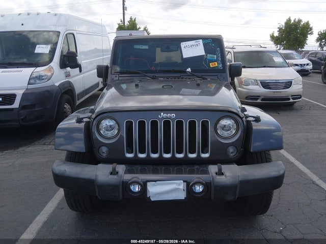 Jeep Wrangler Sahara 4x4