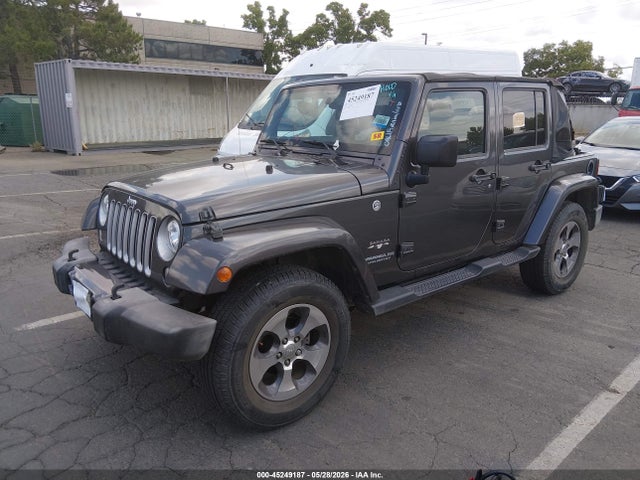 Jeep Wrangler Sahara 4x4