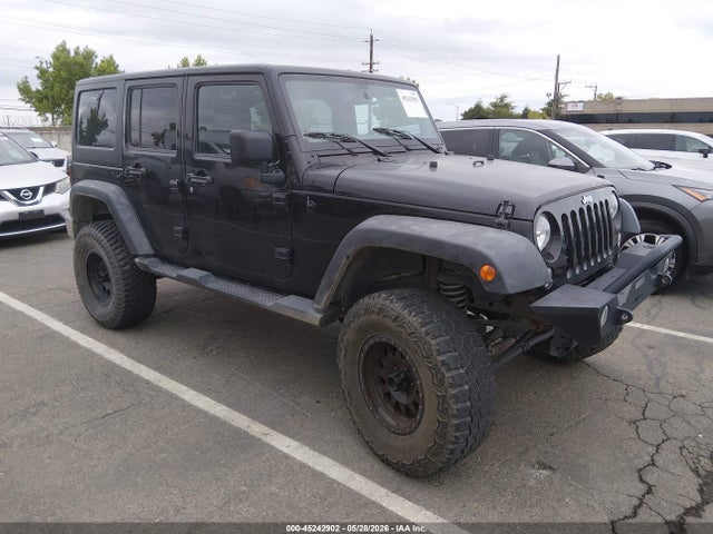Salvage Jeep Wrangler Image