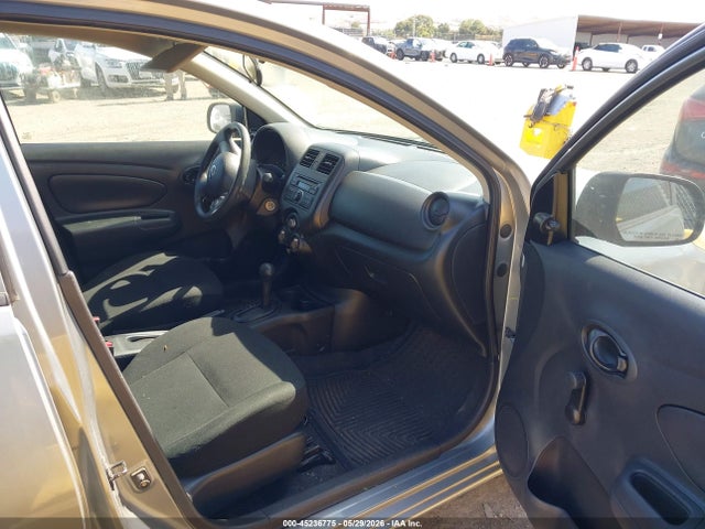 Nissan Versa 1.6 S