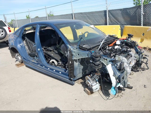 Salvage Honda Civic Image