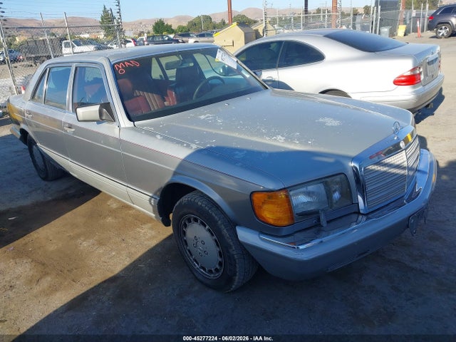Salvage Mercedes-Benz 420 Image