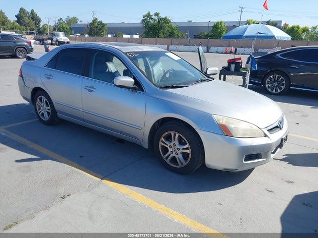 Salvage Honda Accord Image