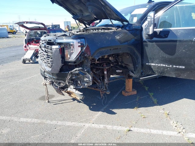 General Motors Sierra 2500HD 4wd  Standard Bed Denali Ultimate