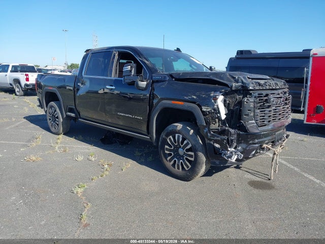 Salvage General Motors Sierra 2500HD Image