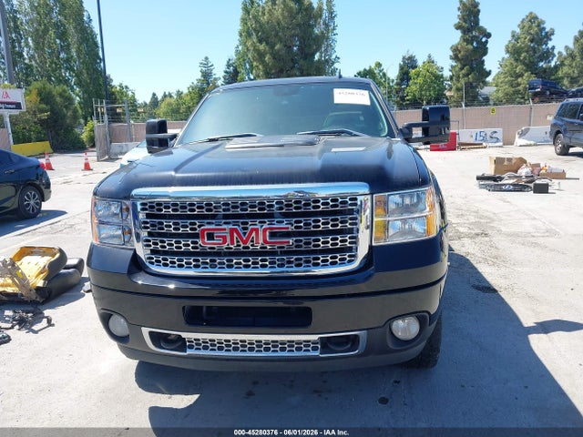 GMC Sierra 2500 Denali