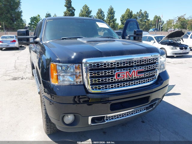 GMC Sierra 2500 Denali