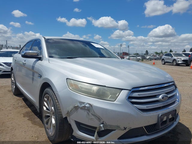 Salvage Ford Taurus Image