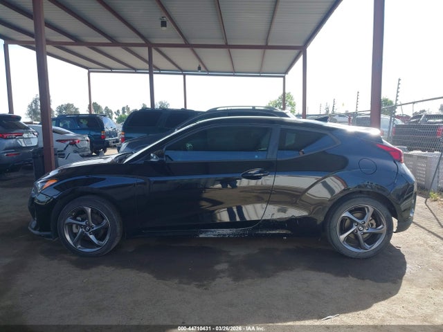 Hyundai VELOSTER 2.0