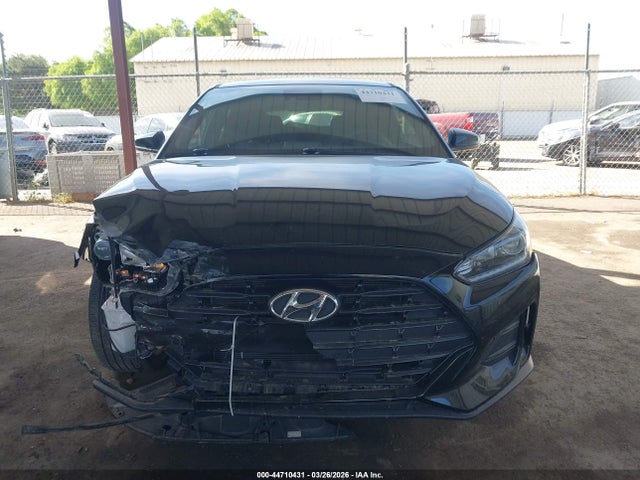 Hyundai VELOSTER 2.0