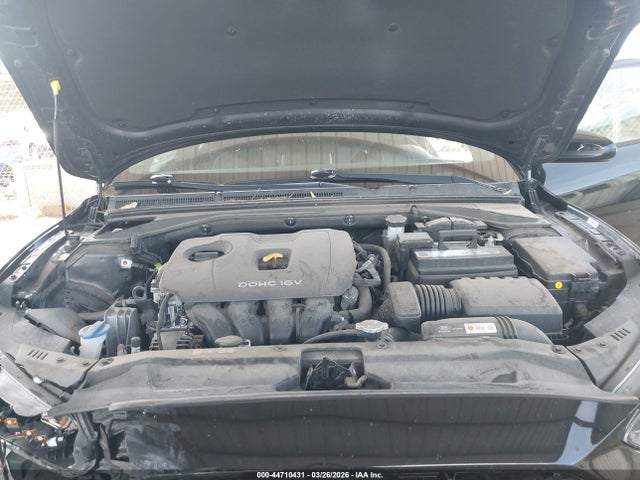 Hyundai VELOSTER 2.0