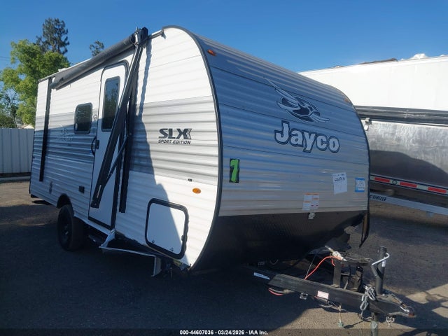 Salvage Jayco Other Image