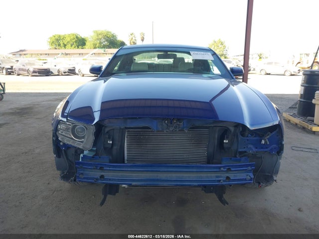 Ford Mustang V6 Premium