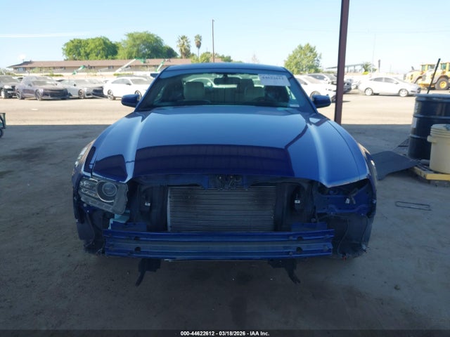 Ford Mustang V6 Premium