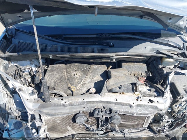 Toyota Sienna Xle Premium 8 Passenger