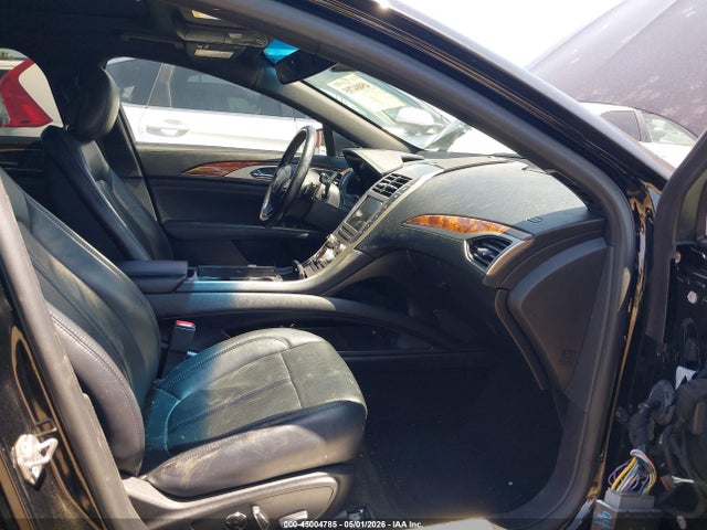 Lincoln MKZ Reserve