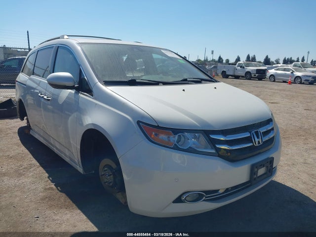 Salvage Honda Odyssey Image