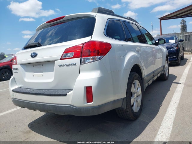 Subaru Outback 2.5i Premium
