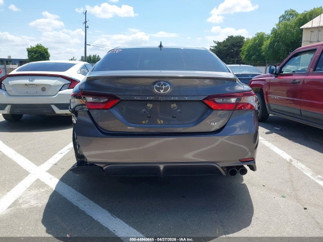 Toyota Camry Se
