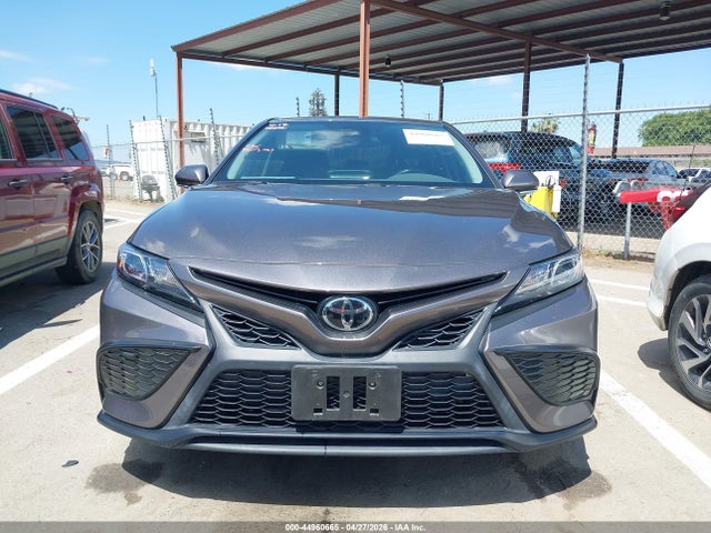 Toyota Camry Se