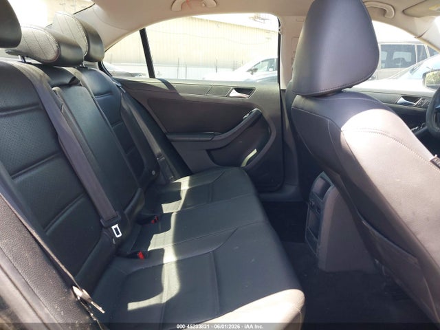 Volkswagen Jetta 1.8t Se