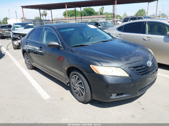 Salvage Toyota Camry Image