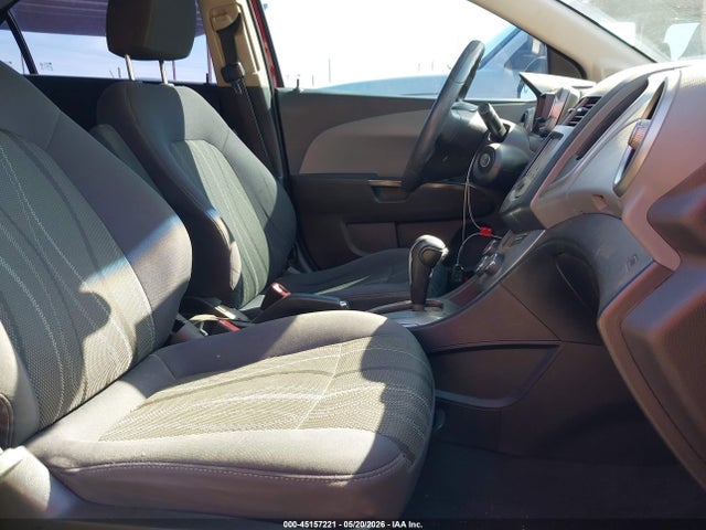 Chevrolet Sonic Lt Auto