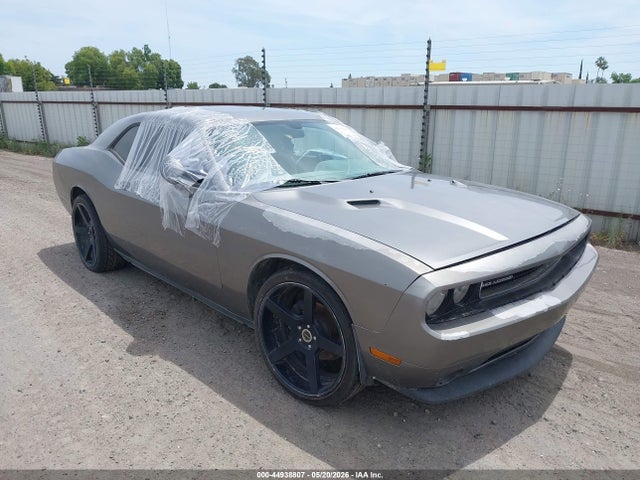 Salvage Dodge Challenger Image