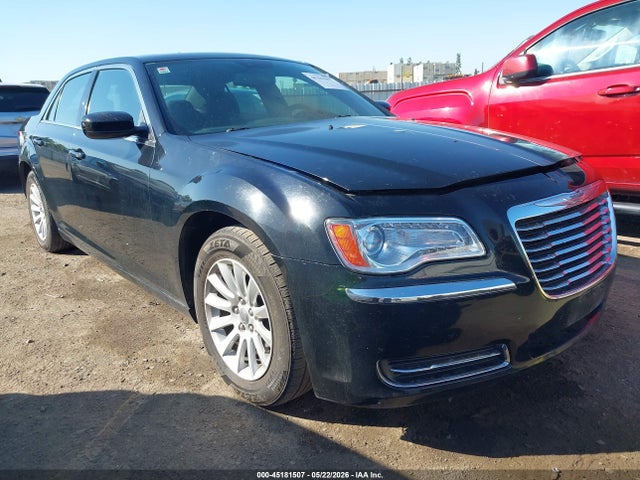 Salvage Chrysler 300 Image