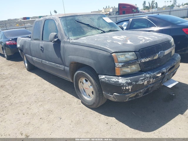 Salvage Chevrolet Silverado 1500 Image