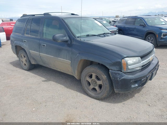 Salvage Chevrolet Trailblazer Image