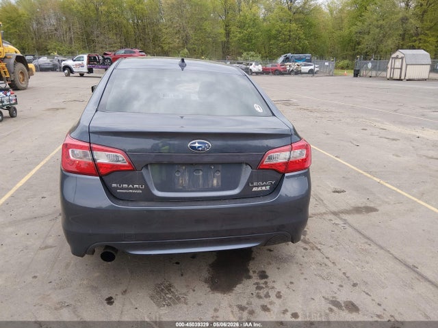 Subaru Legacy 2.5i Premium