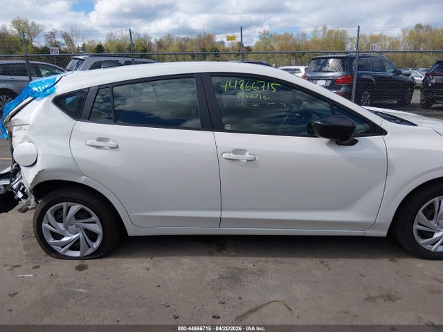 Subaru Impreza Base 5-door