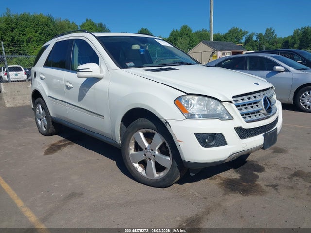 Salvage Mercedes-Benz M-Class Image