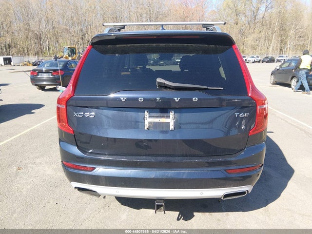 Volvo XC90 T6 Momentum