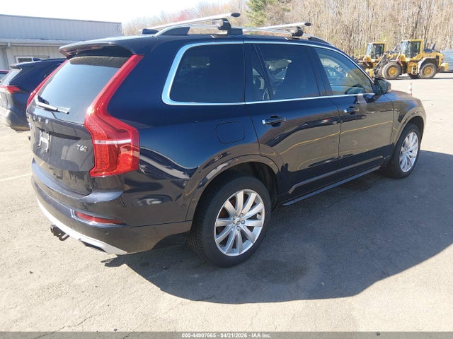 Volvo XC90 T6 Momentum