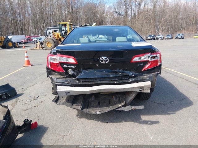Toyota Camry Le