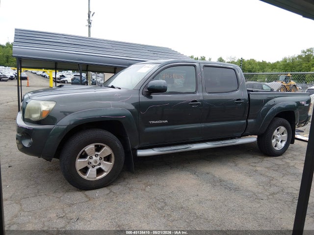 Toyota Tacoma Base V6