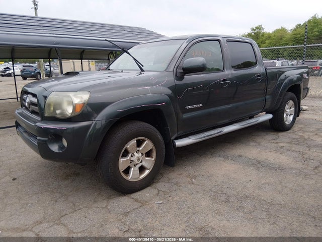 Toyota Tacoma Base V6