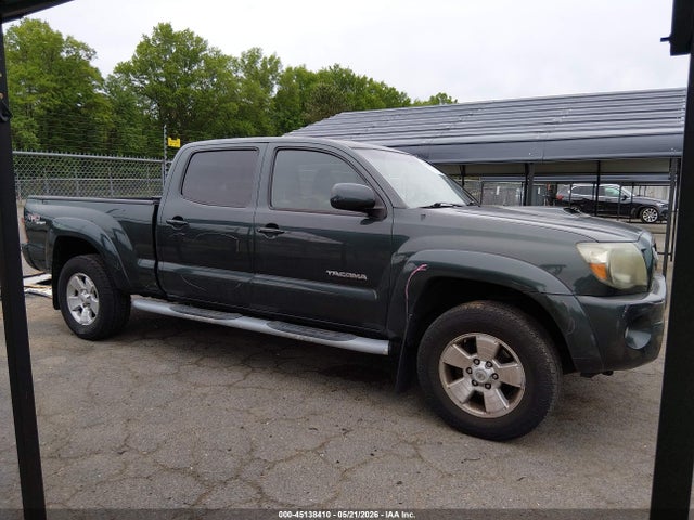 Toyota Tacoma Base V6